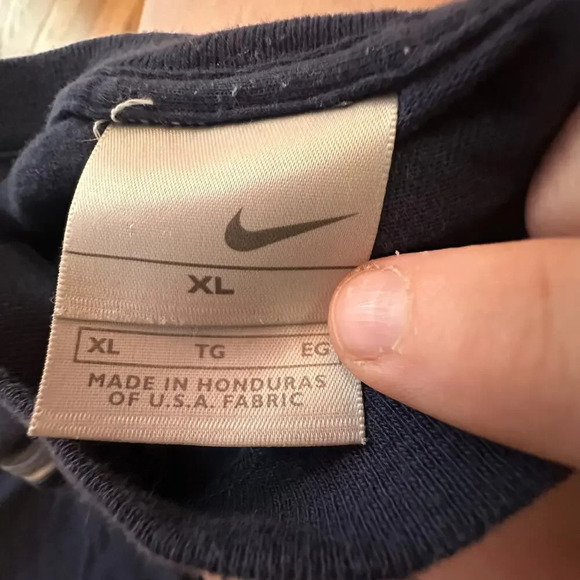 VINTAGE x NIKE Mens Womens 90s Y2K Navy Blue Tee - Picture 2 of 5